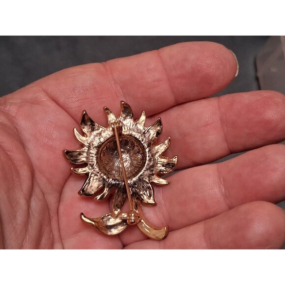 Vintage Flower Brooch Champagne Rhinestones Enamel Pin - Picture 3 of 3